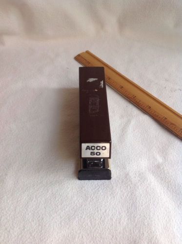 ACCO 50 Vintage Desktop Stapler Brown &amp; Beige Cool Kitsch