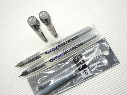 4pen+8 cartridge Platinum Preppy 0.5mm Stainless Fountain Pen w/cap Black(Japan