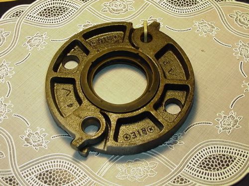 Victaulic 2 1/2 inch flange 2 1/2-741 5/8 bolt flange clamp new! for sale