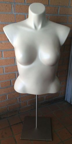 Plus Size Tabletop Mannequin