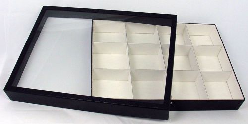 Deluxe Exhibit Case with 12 Compartments