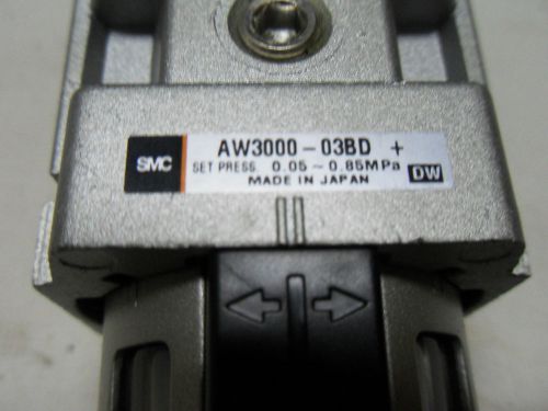 (M3) 1 NEW SMC AW300003BD FILTER REGULATOR
