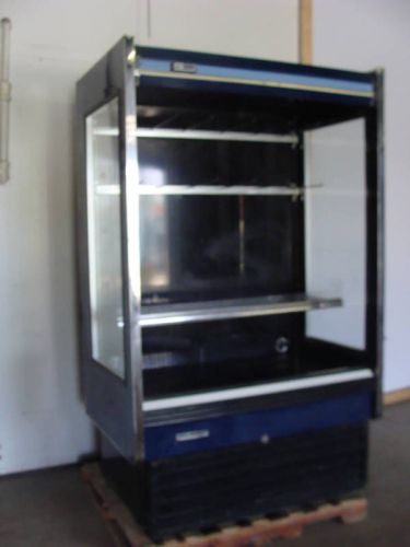 Kysor warren 51&#034;w refrigerated lighted deli bakery case for sale