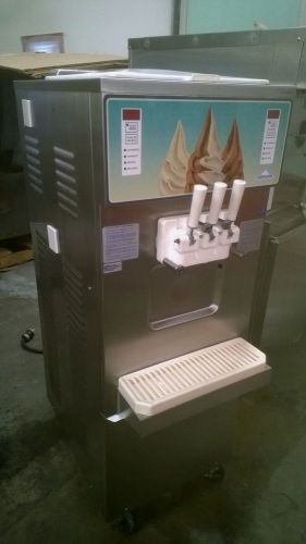 Carpigiani 253 e pump soft serve yogurt ice cream machine. hardly used! for sale