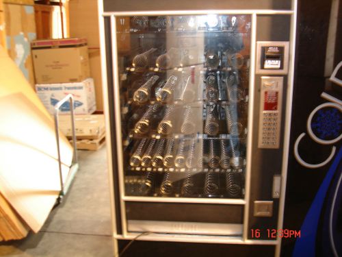 AUTOMATIC PRODUCTS AP 7600, 7000 SNACK VENDING MACHINE