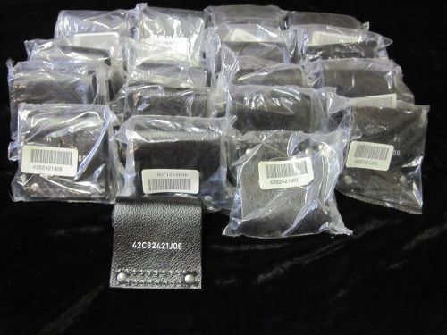 18 Radio Holders Part # 4282421J096 New In Package Very Nice!