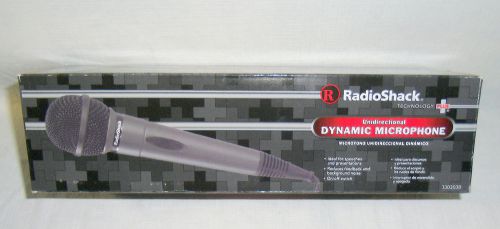 New RadioShack 3303038 Unidirectional Dynamic Microphone w/ Mic Holder 12&#039; Cable