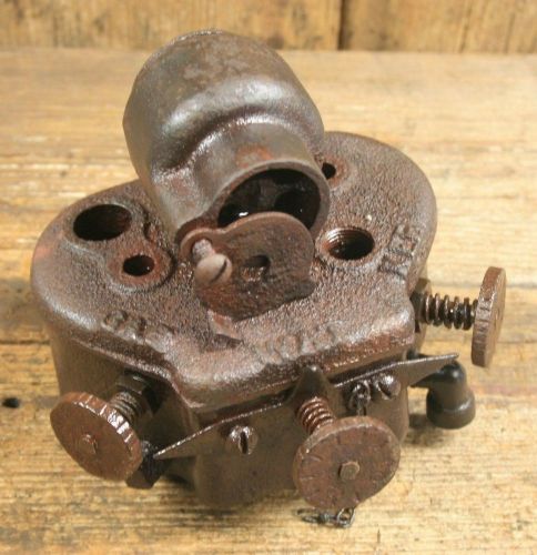 Original 11/2 horse ihc model m hit and miss engine tripple fuel carburator part for sale