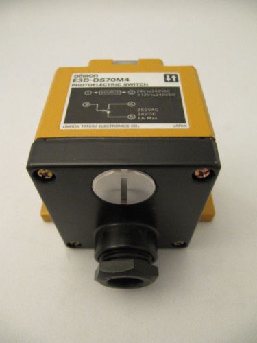 NEW Omron Photoelectric Switch E3D-DS70M4 (12-24VDC or 240 to 250VAC)