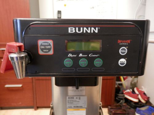 Bunn commercial coffee tea brewer itcv dv 29 trk with fold out tray qtfnl for sale