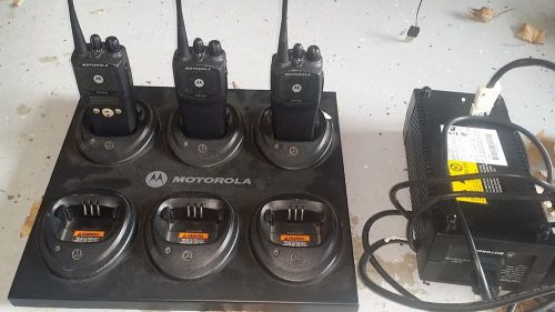 3 PR400 UHF Portable Radios and a 6 bank charger