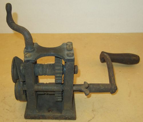 Pexto? Early Small Turning Machine, good working condition. No Mfg. markings