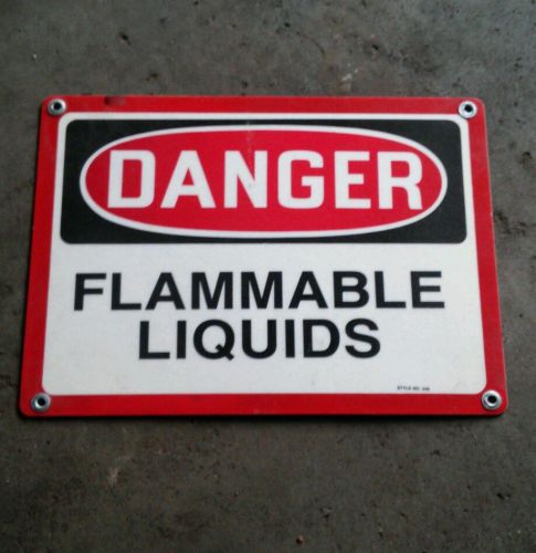 DANGER FLAMMABLE LIQUIDS 10&#034;x14&#034; Sign. Metal with hole on each corner for mounti