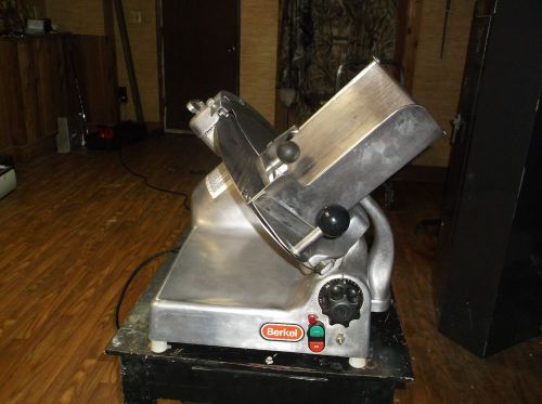 Berkel model 909/1 Slicer (Reduced (completly serviced by factory trained tech.)