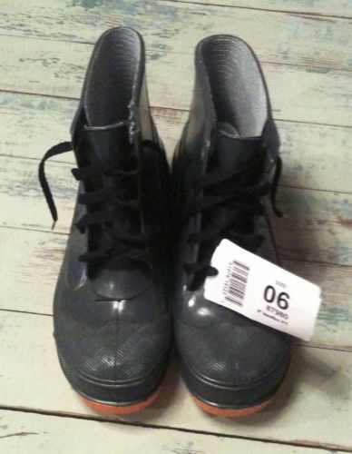 ONGUARD 87980 PVC/Nitrile Sureflex Mens Plain Toe Shoe with Steel Shank Size 6