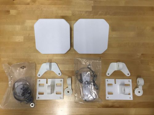 Lot of 2 Laird S9025PR (RHCP) Outdoor RFID Antenna and 2 RFMax Mounting Brackets
