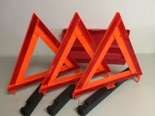 James King &amp; Co. Model 1005 Road Safety Kit of 3 Triangle Reflectors A-A-2128