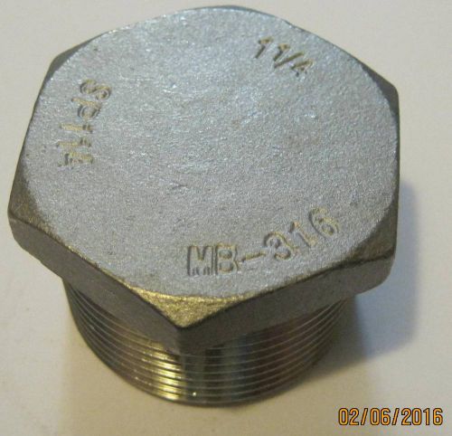 9  - 1 1/4&#034;  stainless 316 cast pipe fitting, hex plug, class 150, fitting npt for sale