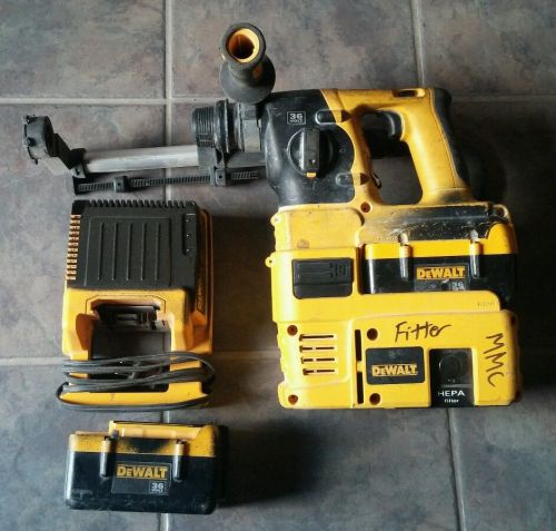 DEWALT DC233 36V ROTARY HAMMER DRILL WITH DUST EXTRACTION 2 BATTERIES &amp; CHARGER