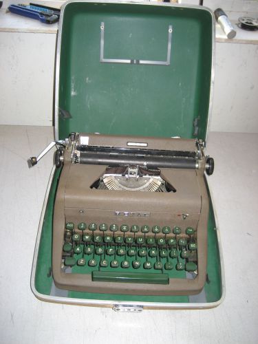 Refurbished Royal Quiet DeLuxe Manual Typewriter, portable, hard case,w/warranty