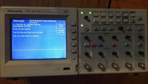 TEKTRONIX TDS2014B 4 Channel Digital Storage Oscilloscope 100MHz 1GS For Repair