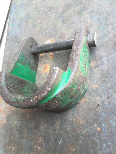 Greenlee #5018935, 4&#034; E.M.T. saddle Shoe And Pin for 885 TE bender