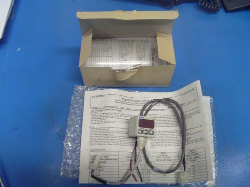 SMC ZSE40-T1-22L High Precision Digital Vacuum Pressure Switches - New in Factor