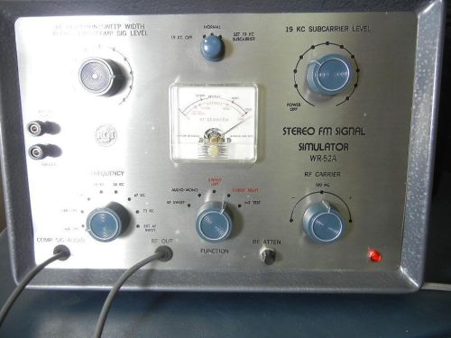 VINTAGE RCA STEREO FM SIGNAL SIMULATOR WR-52A   ***NO RESERVE***