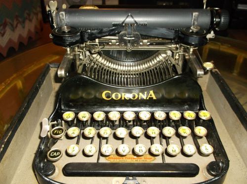 Vintage year 1917  Corona #3 Folding Standard Portable Typewriter 3 Bank