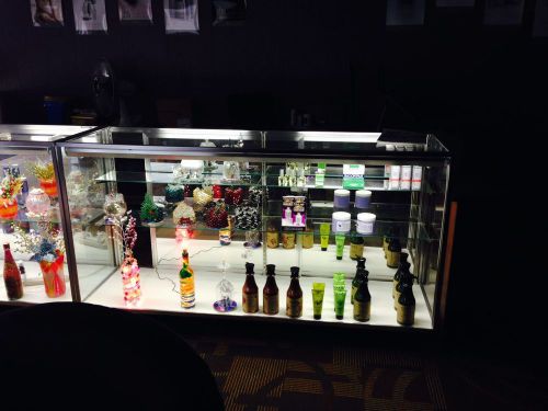 RETAIL GLASS DISPLAY CASE FULL VISION