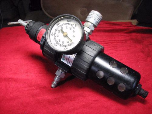 Speedaire 4Z028A Air Pressure Regulator/Filter 150lb Pneumatic w/ Quick Connects