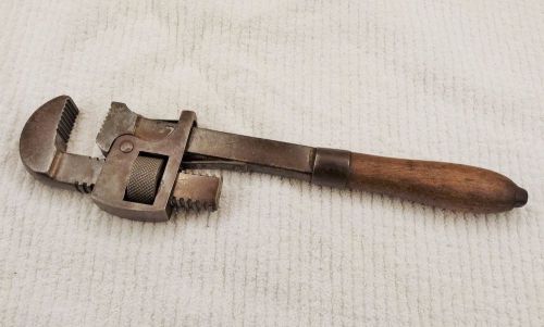 VINTAGE 1900&#039;S STILLSON MONKEY WRENCH WITH WOODEN HANDLE 12&#034;