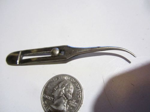 VINTAGE GOOD QUALITY NICKLE PLATED SMALL LOCKING FORCEPS IN GOOD CONDITION