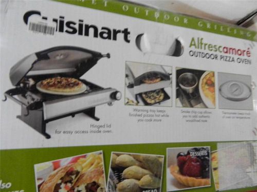 Cuisinart Alfrescamore Outdoor Pizza Oven CPO-600 OVEN NEW IN BOX W/MANUAL