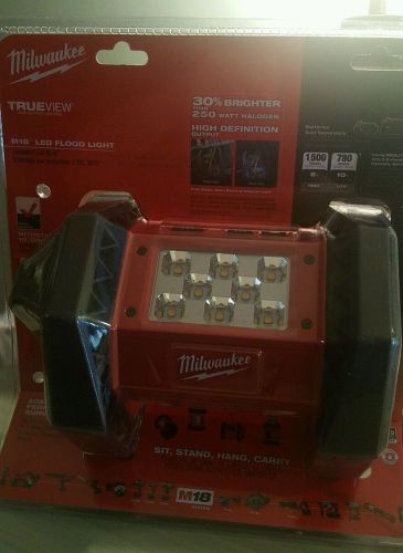 ***NEW*** Milwaukee 2361-20 M18 LED Flood Light