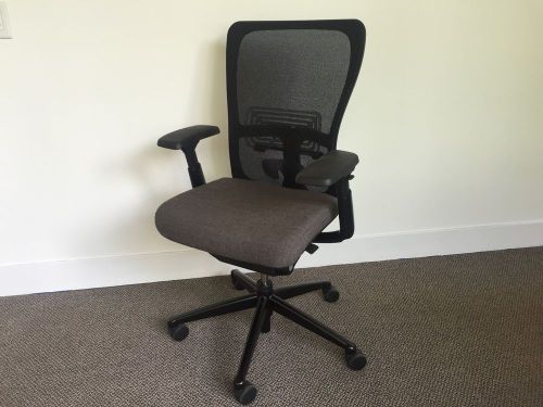 Haworth Zody Task Chair with 4D arms