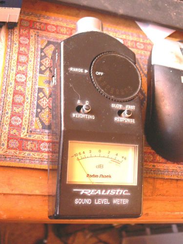 Realistic Sound  Level (SPL) Meter 33-2050 -