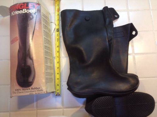 Tingley Rubber Overboots Small NIB