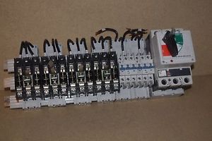 @@ ALLEN BRADLEY COMPLETE DEVICE 140U-J2D3-D17 W/ 1489-A CIRCUIT BREAKERS