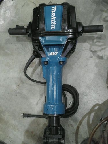 New in box makita hm1812 70 advanced avt breaker hammer, accepts 1-1/8&#034; hex bits for sale