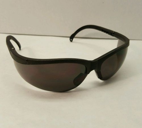 3M THUNDER BLACK FRAME SAFETY GLASSES  SCRATCH RESISTANT HIGH IMPACT