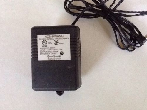 Hon-Kwang Plug In Class 2 Transformer Model No. D6500 Input 120VAC