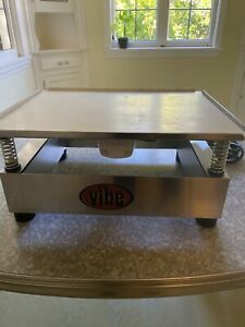Chocovision “Vibe” chocolate vibrating shaker table