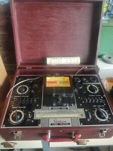 Vintage Simpson Model 555 Vacuum Tube Tester Analyzer. powers up