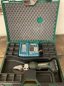 Greenlee Gator ES32L Battery Hydraulic Wire Cutter Cable Cutting Tool