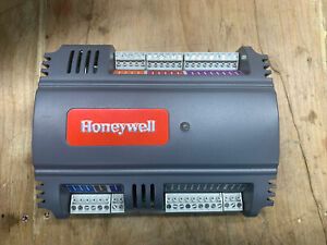 Honeywell PUL6438 Programable Unitary Controller Open Box