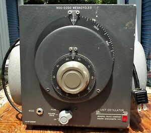 Lot 87: Vintage General Radio Type 1218-A/A Unit Oscillator