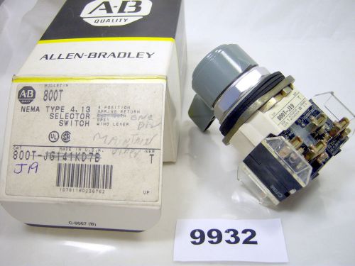 (9932) allen bradley selector switch 800t-j19 2pos mnt. &amp; spring return wing for sale