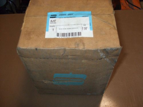 NEW CROUSE HINDS AJ47 BACK BOX W/ ANGLE ADAPTER 1 1/4&#034;  60/100 AMP AR SERIES