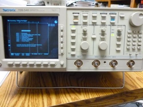 Tektronix tds 540 oscilloscope sold for parts,  l79 for sale
